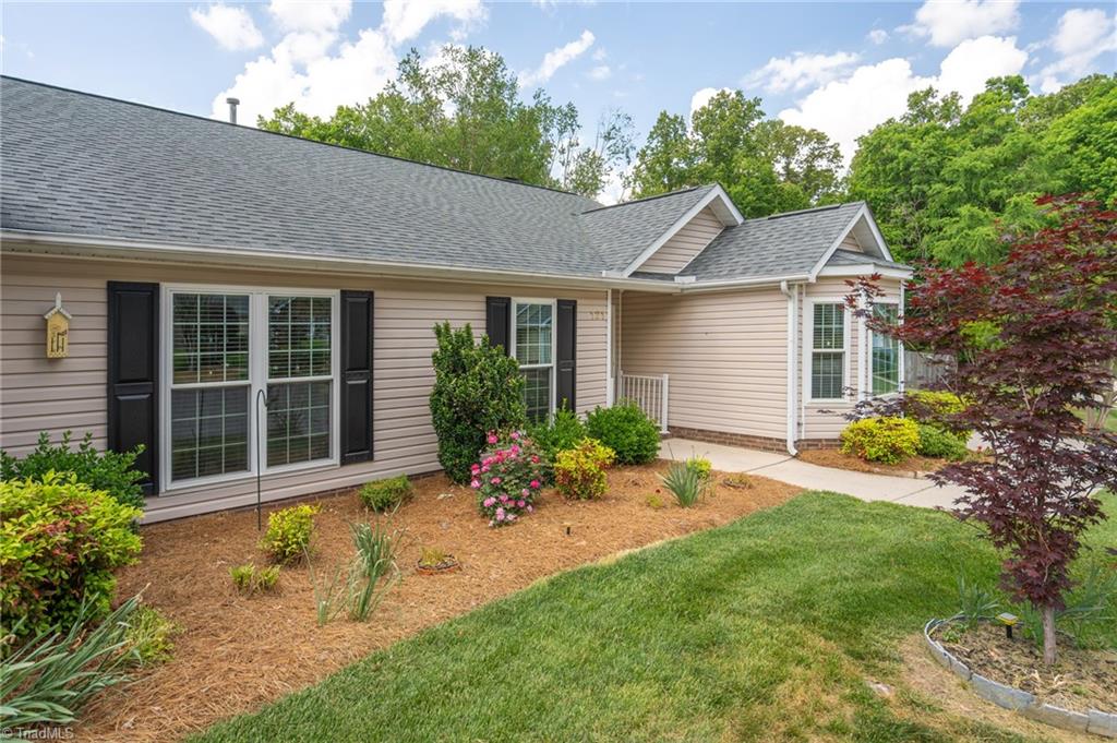 121 Village Drive, Jamestown, North Carolina image 38