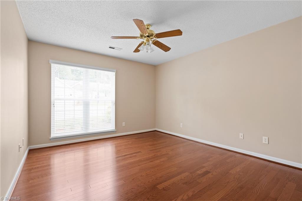 121 Village Drive, Jamestown, North Carolina image 21