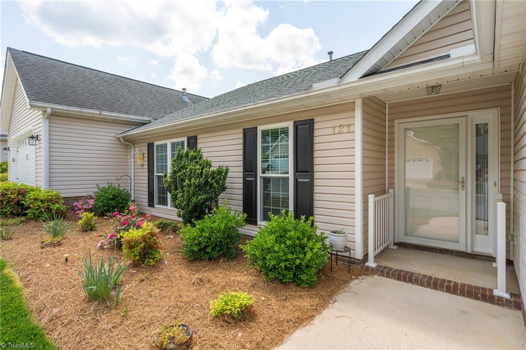 121 Village Drive, Jamestown, North Carolina image 3