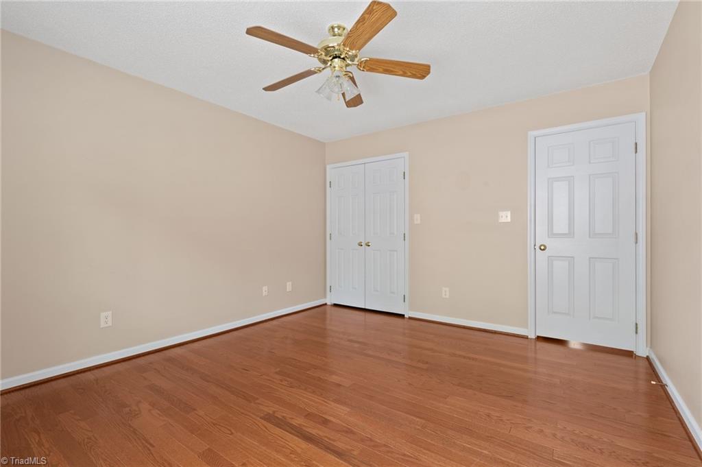 121 Village Drive, Jamestown, North Carolina image 25