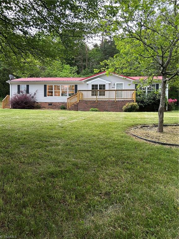 1017 Laura Lynn Drive, Jonesville, North Carolina image 1