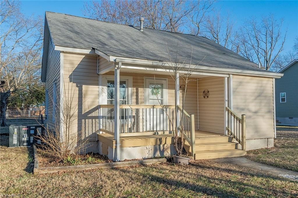 Photo of 33 Mill Street, Lexington, NC 27292 (MLS # 1208762)