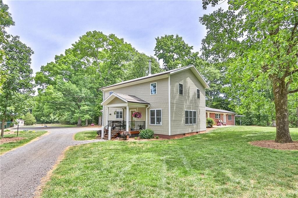 Photo of 4844 Saint Paul Church Road, Hamptonville, NC 27020 (MLS # 1218189)