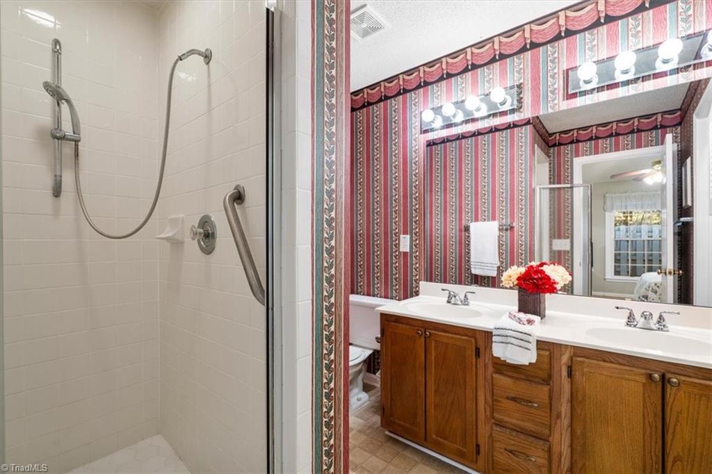3 Cactus Court #A, Greensboro, North Carolina image 20