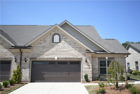 Townhouse For Sale - 1569 Oakbluffs Drive<br/> Colfax, NC 27235