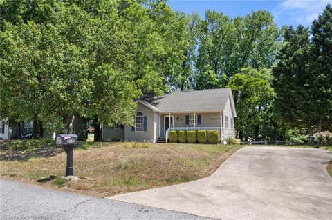 Homes For Sale - 118 Hidden Hills Drive<br/> Thomasville, NC 27360