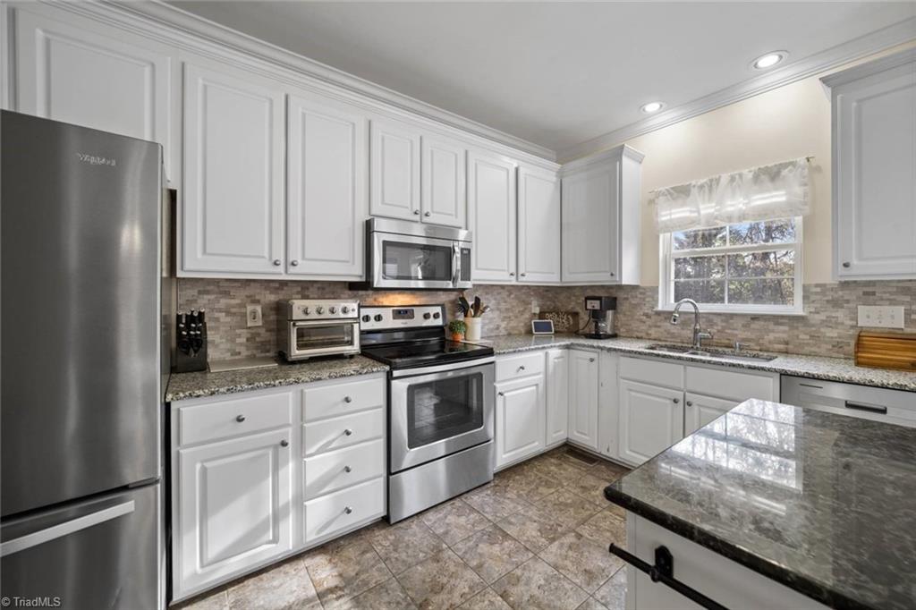 17 Top Ridge Court, Greensboro, North Carolina image 8