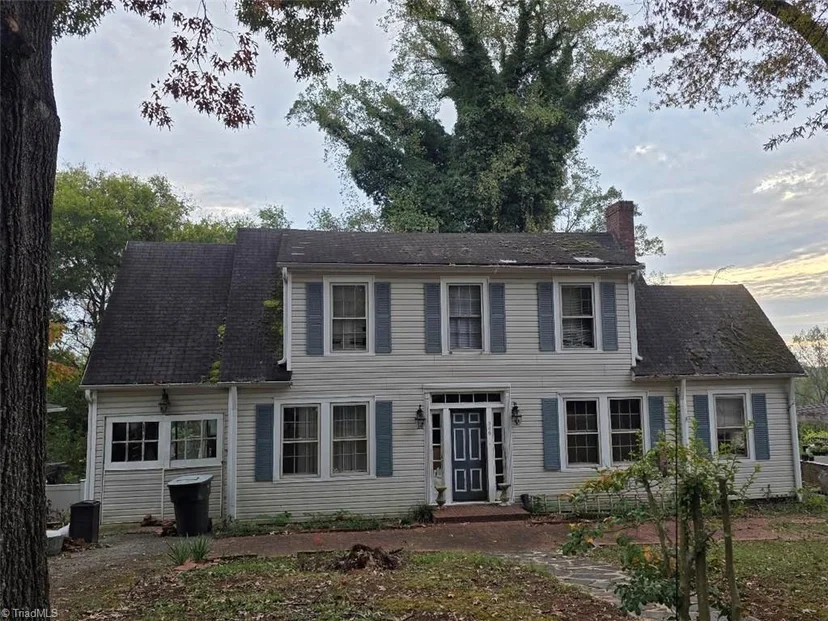 306 Highland Drive, photo 1 of 4