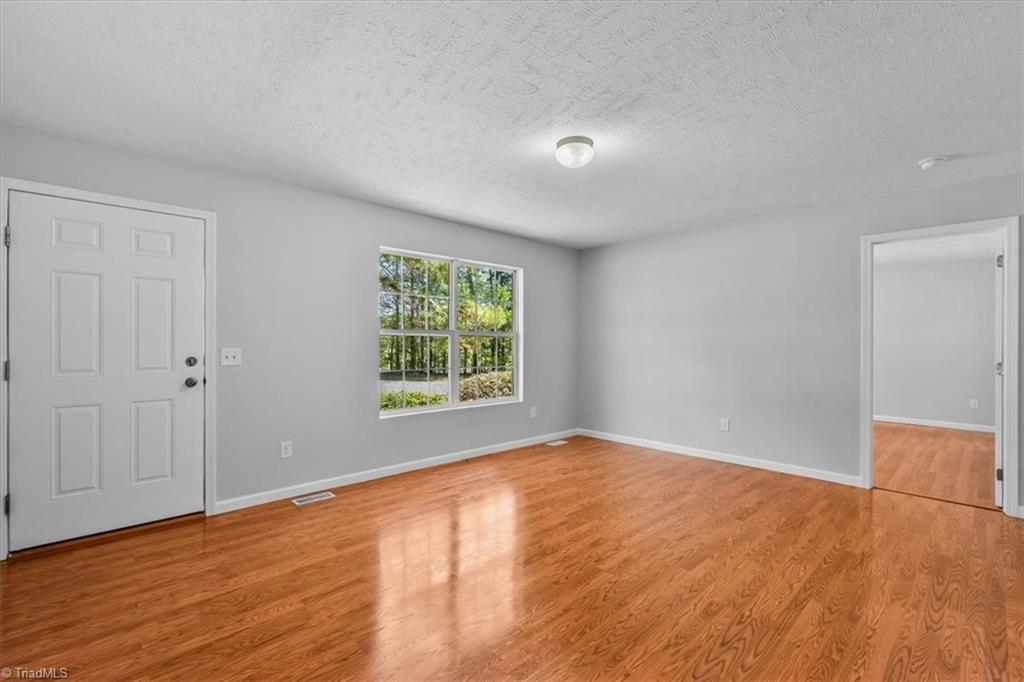 7714 Riverside Road, Seagrove, North Carolina image 8