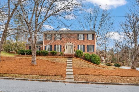Single Family Residence in High Point NC 1102 Sweetbriar Road.jpg