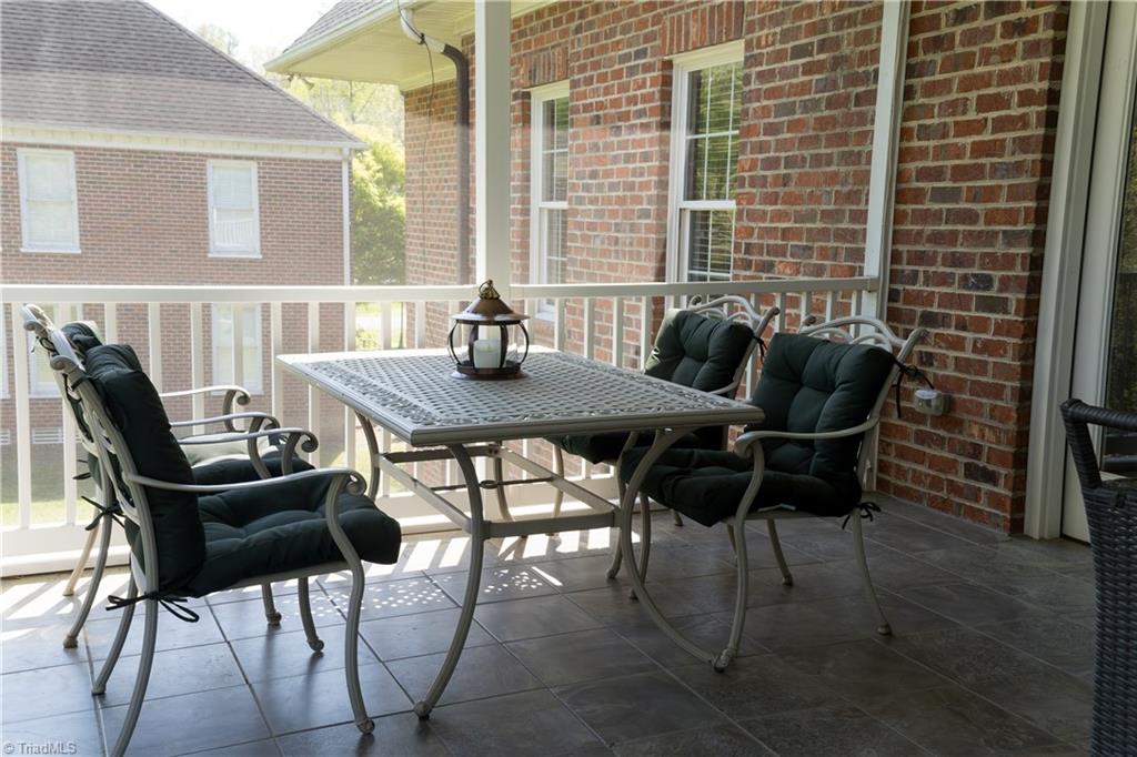 1688 Woodbury Lane, Mount Airy, North Carolina image 9