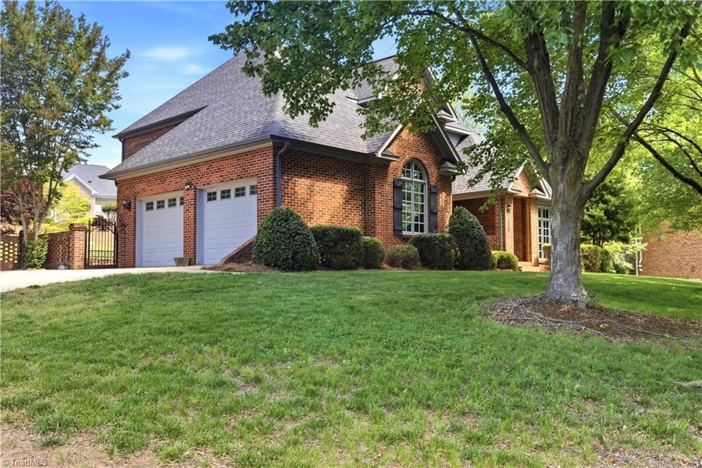 Photo of 5055 Shady Maple Lane, Winston-Salem, NC 27106 (MLS # 1218761)