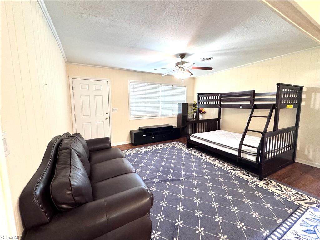 127 Forest Oaks Drive, Dobson, North Carolina image 8