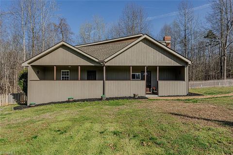 Homes For Sale - 9409 Wheelers Church Road<br/> Orange County, Hurdle Mills, NC 27541