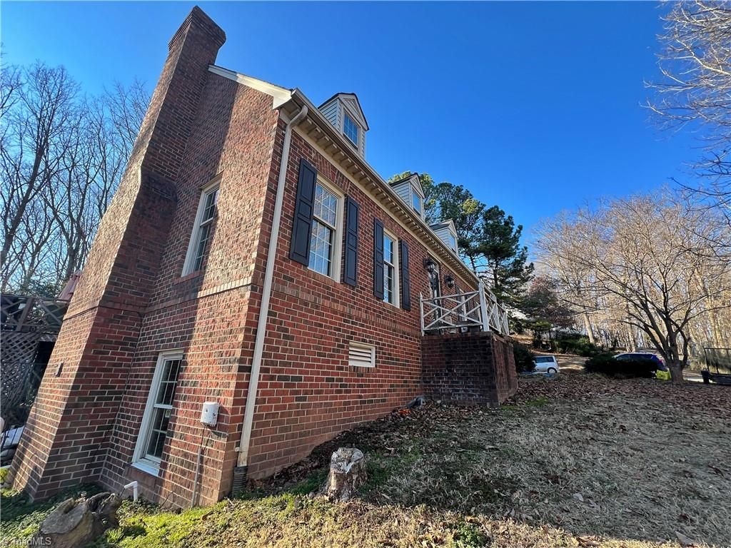 Photo of 1089 Hillsdale Drive, Asheboro, NC 27203 (MLS # 1211787)