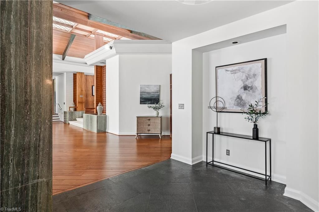 Photo of 2850 Galsworthy Drive, Winston-Salem, NC 27104 (MLS # 1210185)