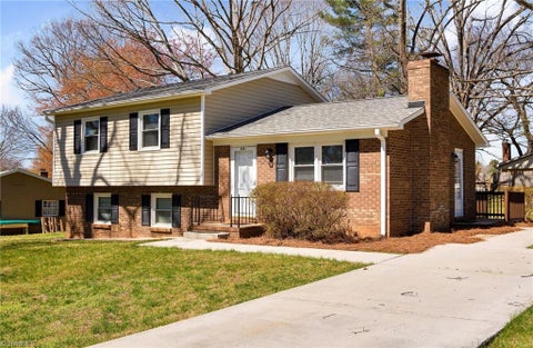 Photo for 302 Mountainbrook Drive