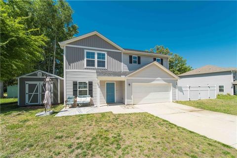 Homes For Sale - 619 Whitney Road<br/> Mocksville, NC 27028