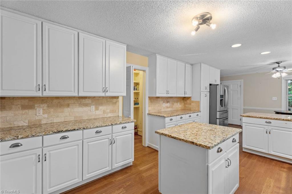 Winston-Salem, North Carolina 27106, United States, 4 Bedrooms Bedrooms, ,3 BathroomsBathrooms,Residential,Active,83659