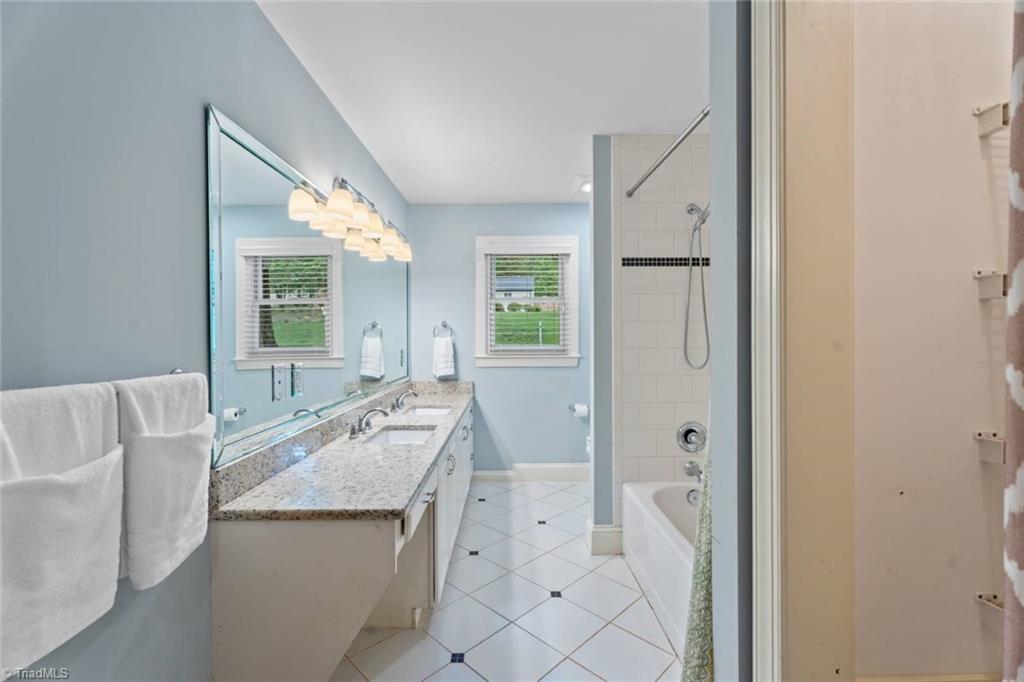 Winston-Salem, North Carolina 27106, United States, 4 Bedrooms Bedrooms, ,3 BathroomsBathrooms,Residential,Active,83659