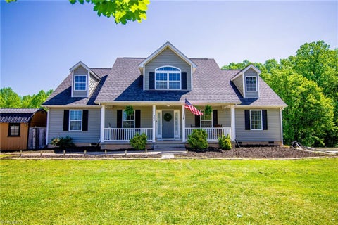 Homes For Sale - 184 Beasley Road<br/> Mount Airy, NC 27030