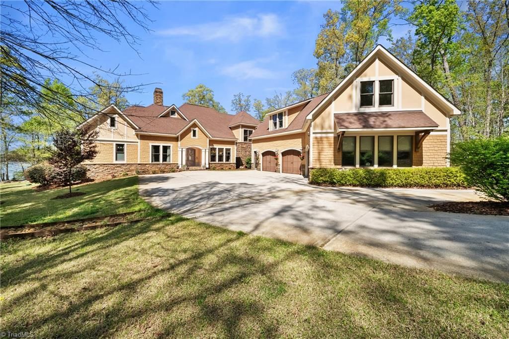 Photo of 2312 Rocky Cove Lane, Denton, NC 27239 (MLS # 1215254)