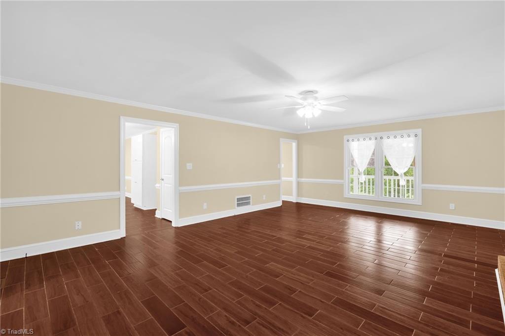 2305 Hunters Ridge Drive, Pleasant Garden, North Carolina image 9