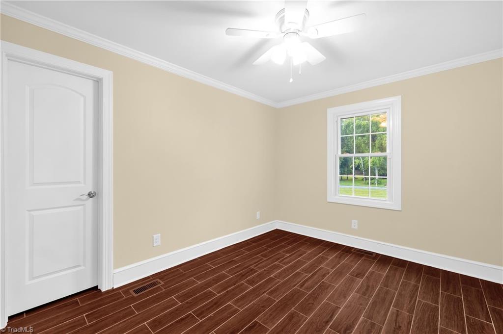 2305 Hunters Ridge Drive, Pleasant Garden, North Carolina image 11