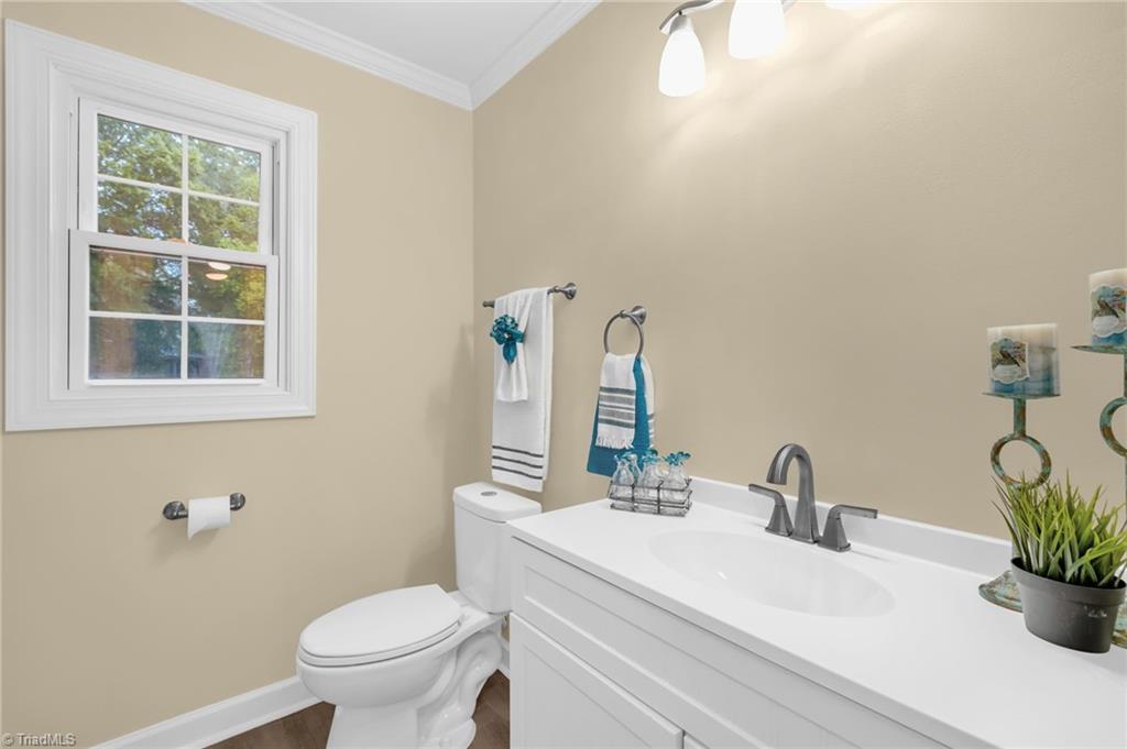 2305 Hunters Ridge Drive, Pleasant Garden, North Carolina image 24