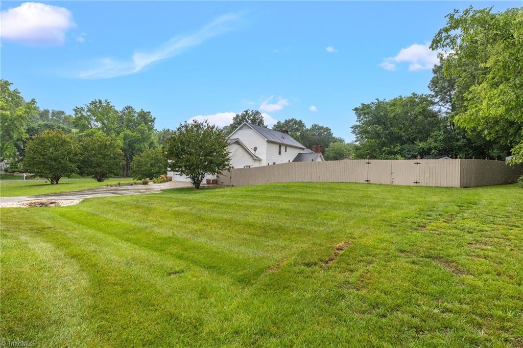 2305 Hunters Ridge Drive, Pleasant Garden, North Carolina image 39