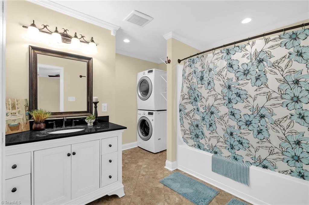 2305 Hunters Ridge Drive, Pleasant Garden, North Carolina image 36