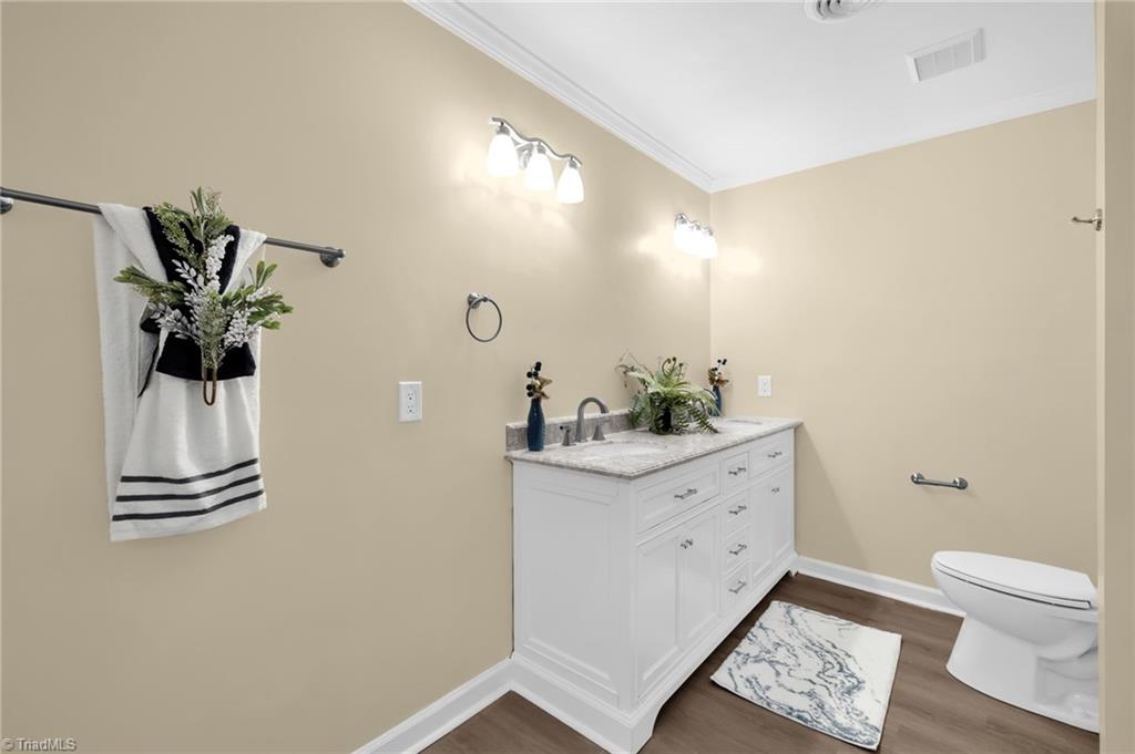 2305 Hunters Ridge Drive, Pleasant Garden, North Carolina image 22