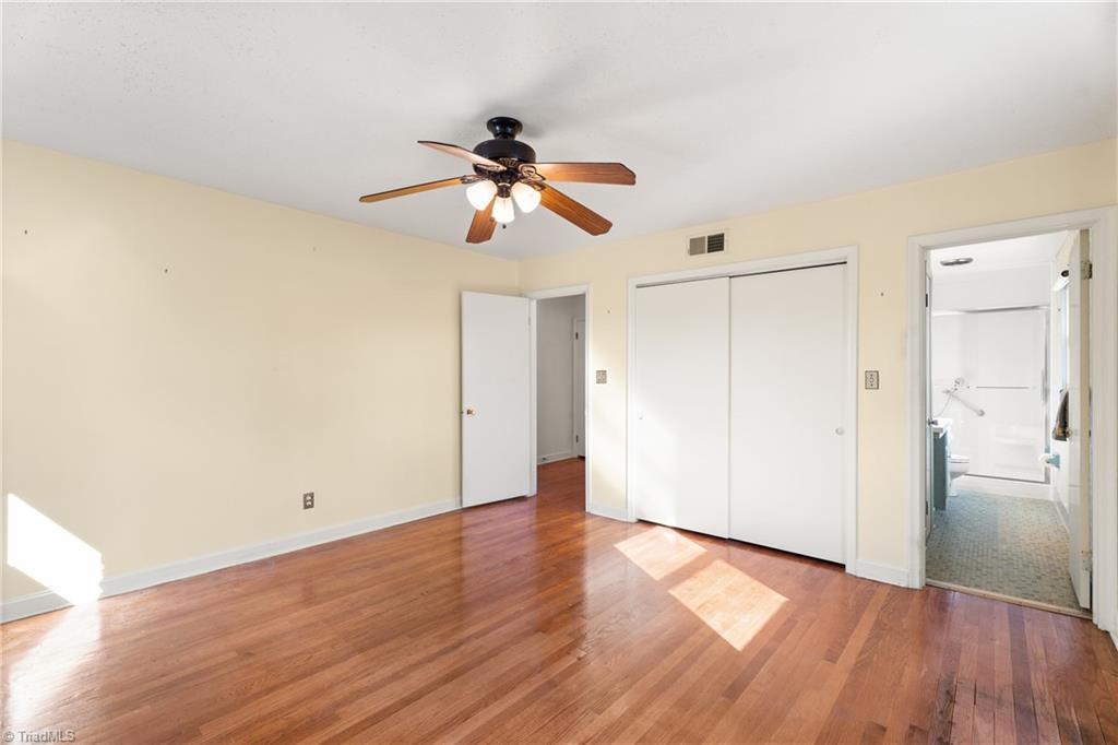 Winston-Salem, North Carolina 27103, United States, 3 Bedrooms Bedrooms, ,3 BathroomsBathrooms,Residential,Active,244134