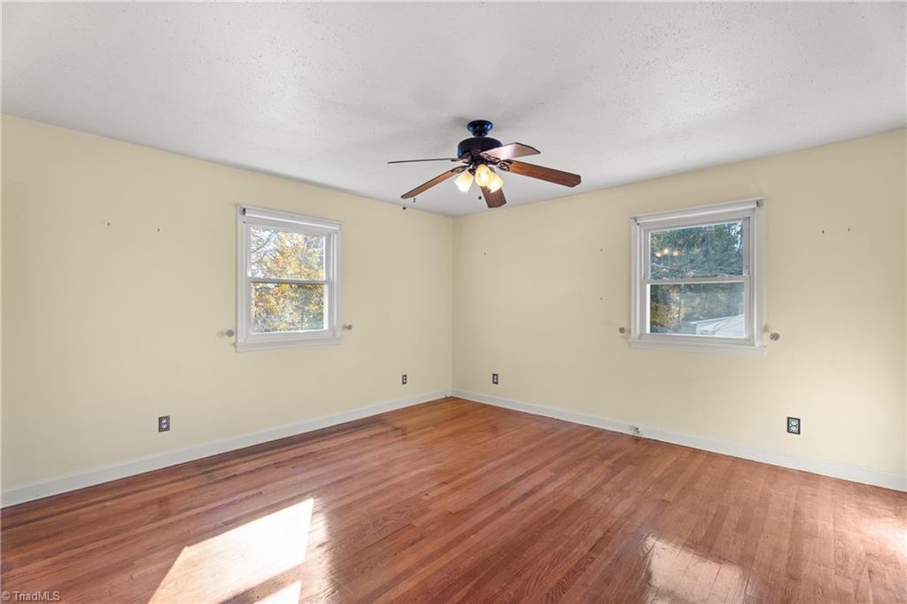 Winston-Salem, North Carolina 27103, United States, 3 Bedrooms Bedrooms, ,3 BathroomsBathrooms,Residential,Active,244134