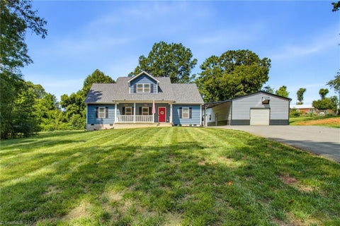 Homes For Sale - 4035 Granby Street<br/> Winston-Salem, NC 27101