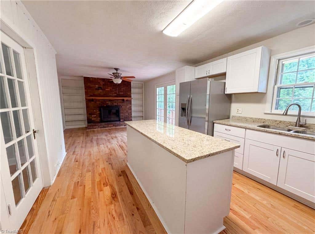 Photo of 5148 Clearview Drive, Winston-Salem, NC 27104 (MLS # 1230344)