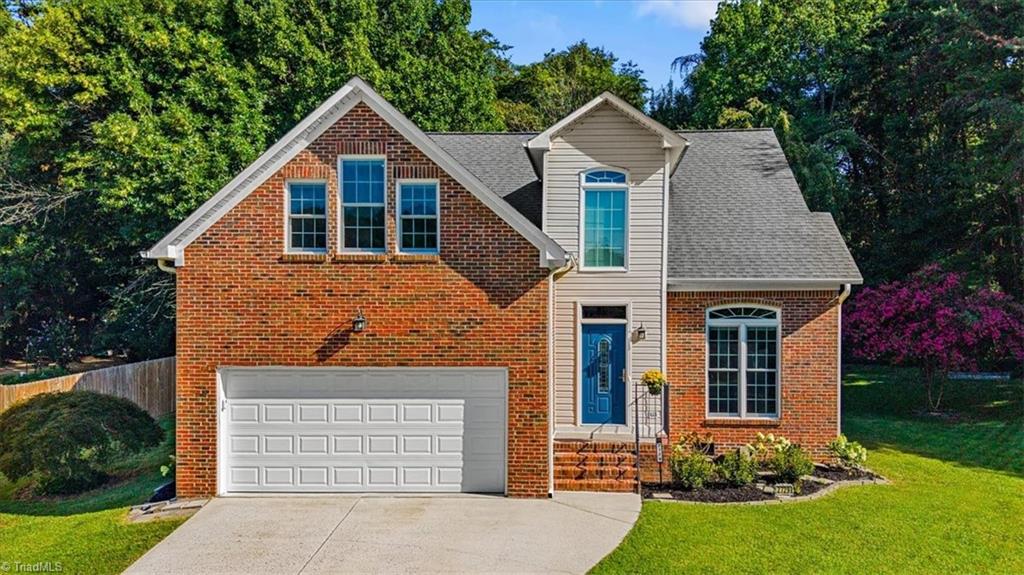 Photo of 2729 Red Run Court, High Point, NC 27265 (MLS # 1235217)