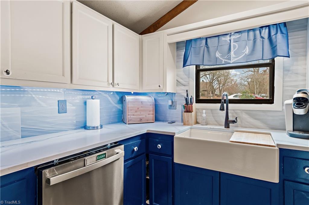 6001 Spring Forest Court, Pleasant Garden, North Carolina image 10