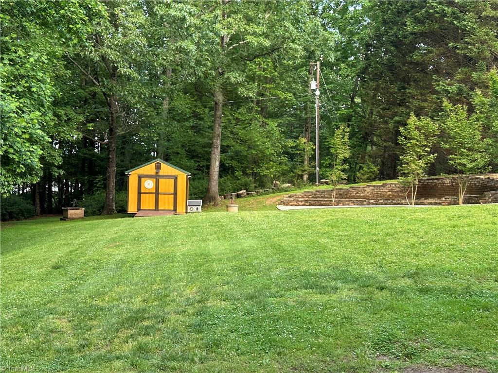 470 Farmbrook Road, Mount Airy, North Carolina image 11