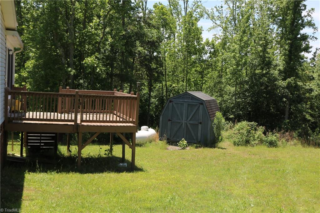 2615 Solomon Lea Road, Leasburg, North Carolina image 37