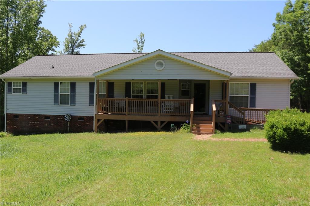 2615 Solomon Lea Road, Leasburg, North Carolina image 1