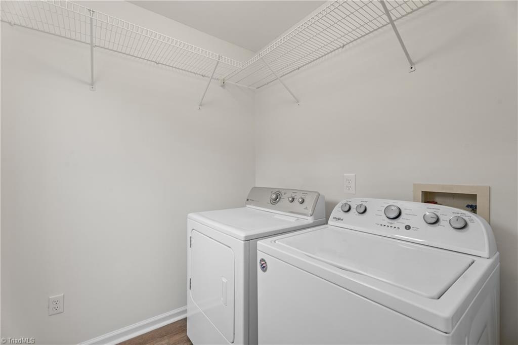 Kernersville, North Carolina 27284, United States, 3 Bedrooms Bedrooms, ,3 BathroomsBathrooms,Residential,Active,169704