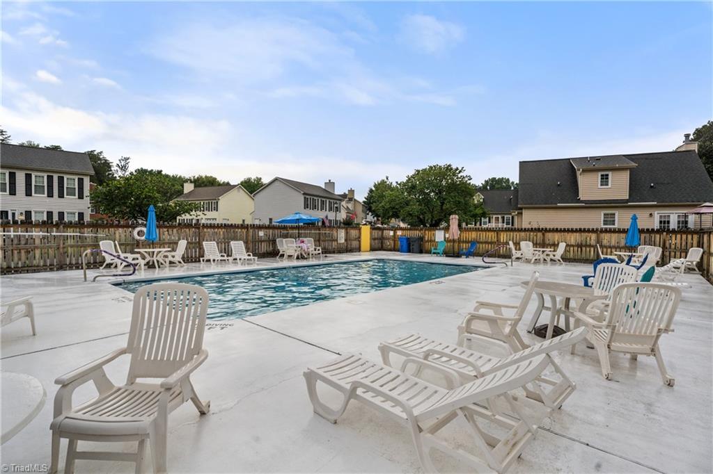 Kernersville, North Carolina 27284, United States, 3 Bedrooms Bedrooms, ,3 BathroomsBathrooms,Residential,Active,169704