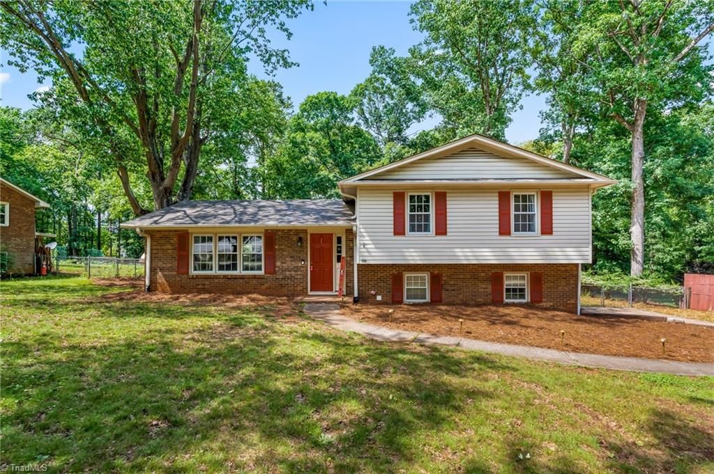 Photo of 7235 Crenata Drive, Lewisville, NC 27023 (MLS # 1222431)