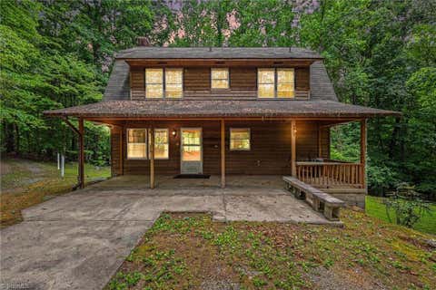 Homes For Sale - 381 E Homestead Drive<br/> Davidson County, Lexington, NC 27292