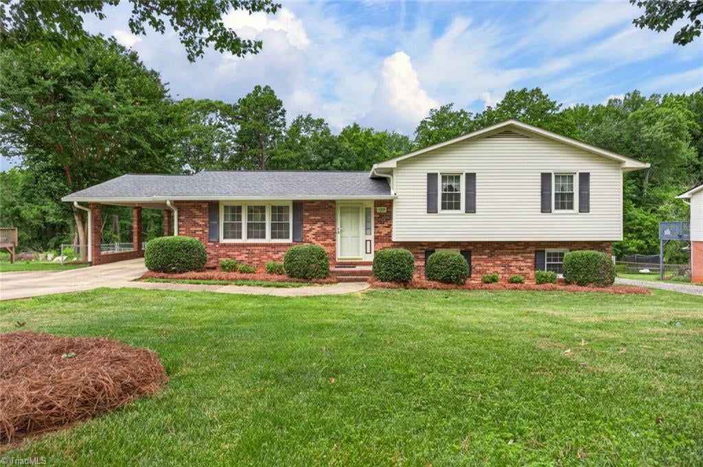Photo of 190 Farmbrooke Lane, Winston-Salem, NC 27127 (MLS # 1224489)