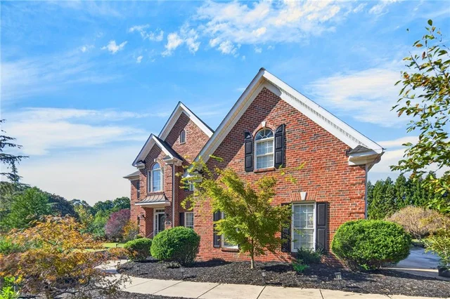 7507 Lashley Court, photo 2 of 41
