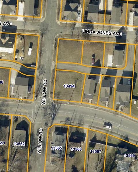 Vacant Land For Sale - 2101 Mcconnell Road<br/> Greensboro, NC 27401