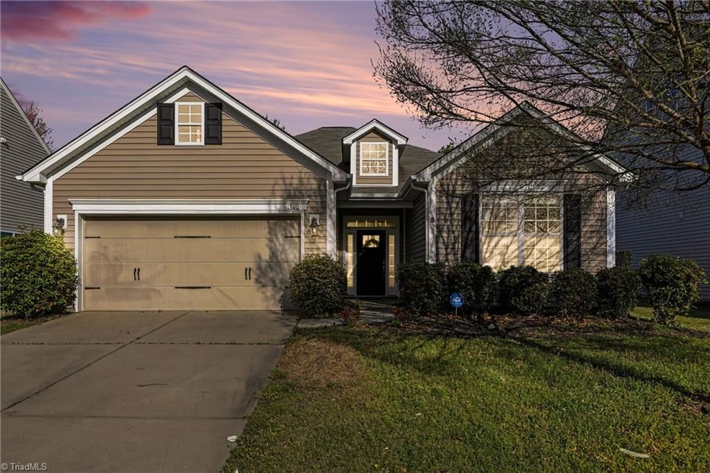 Photo of 13411 Morgan Lee Avenue, Charlotte, NC 28213 (MLS # 1213900)