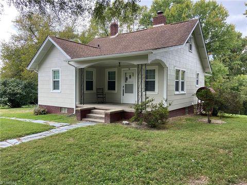 A home in Mount Airy